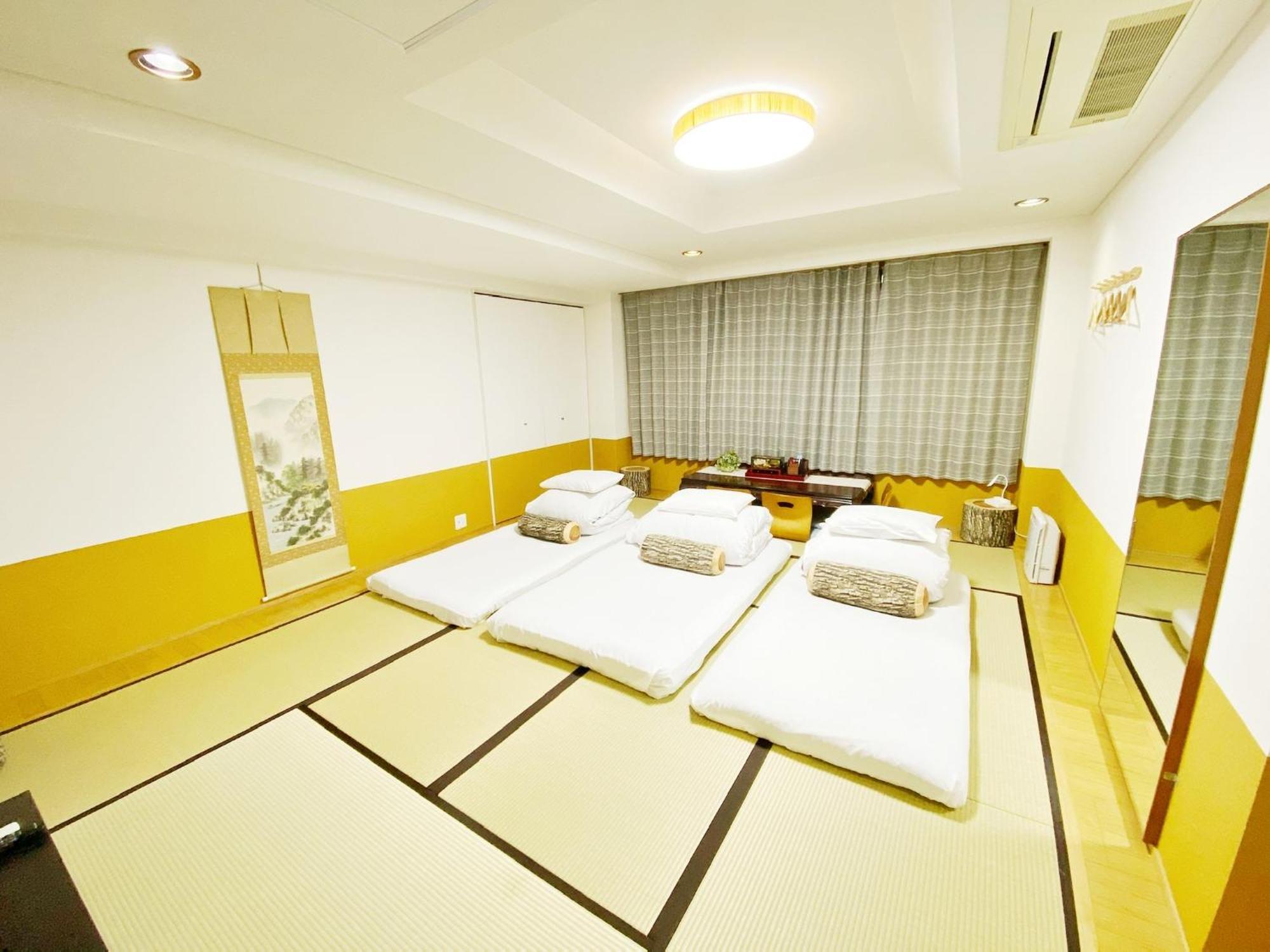 Guesthouse017徳島個室 飲食街中心 阿波踊り会館7分 文理&徳島大学 アスティとくしま車8分 Tokushima Habitación foto